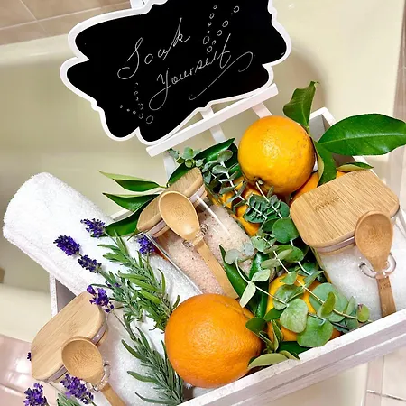 Tranquil Villa Retreat In Giuliano Teatino *