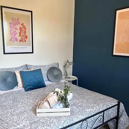 ヴィラ Tranquil Villa Retreat In Giuliano Teatino