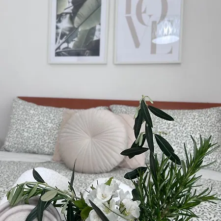 Tranquil Retreat In Βίλα *