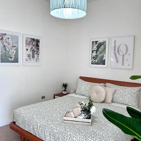 ヴィラ Tranquil Villa Retreat In Giuliano Teatino *