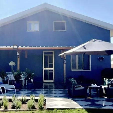 Tranquil Villa Retreat In Giuliano Teatino